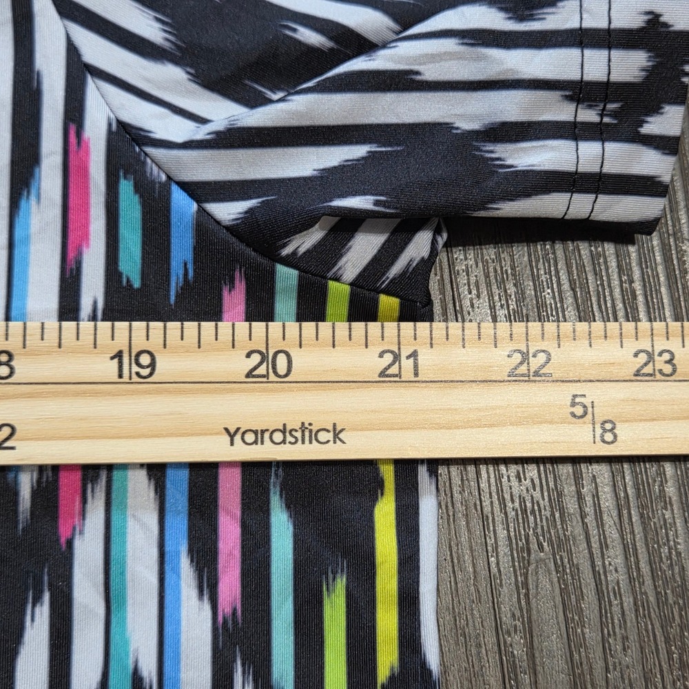 Sunday Swagger Mens Golf Polo Shirt Multicolor Ikat Stripe Performance Size M - Picture 3 of 9